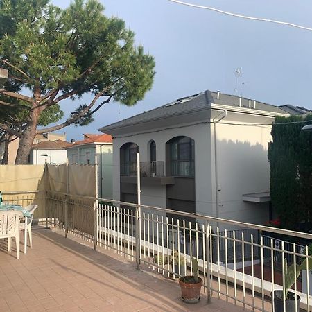 Appartamento Betti, San Giuliano Mare Rimini Eksteriør bilde